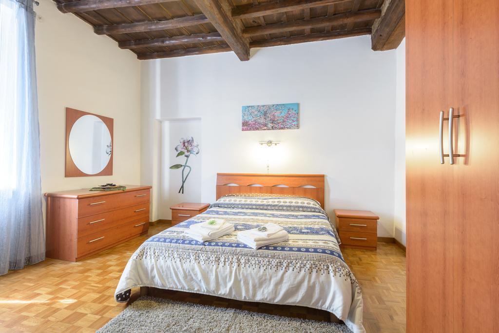 Апартаменты Casa Tua A Monti Рим Номер фото