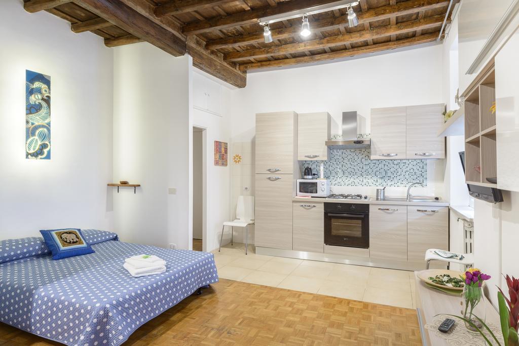 Апартаменты Casa Tua A Monti Рим Номер фото